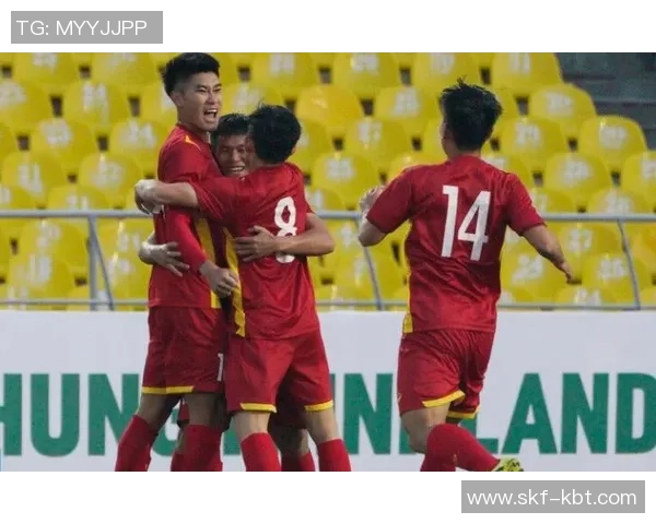 中国男足亚洲杯对阵伊朗全程视频直播精彩回顾与赛前分析 中国男足亚洲杯对阵伊朗全程视频直播精彩回顾与赛前分析