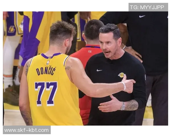 好意办坏事!曝詹姆斯不满琼斯走漏信息 曾协助他取得湖人队特权 好意办坏事!曝詹姆斯不满琼斯走漏信息 曾协助他取得湖人队特权